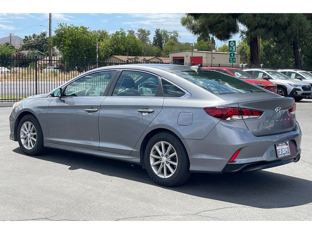 2018 Hyundai Sonata SE photo 3