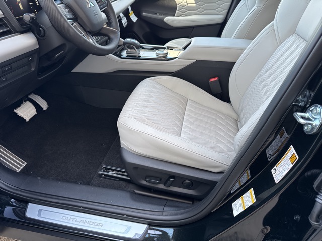 2025 Mitsubishi Outlander Sport SEL GT photo 28