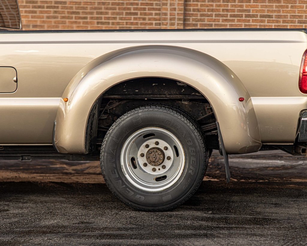 2011 FORD F-350 - Image 7