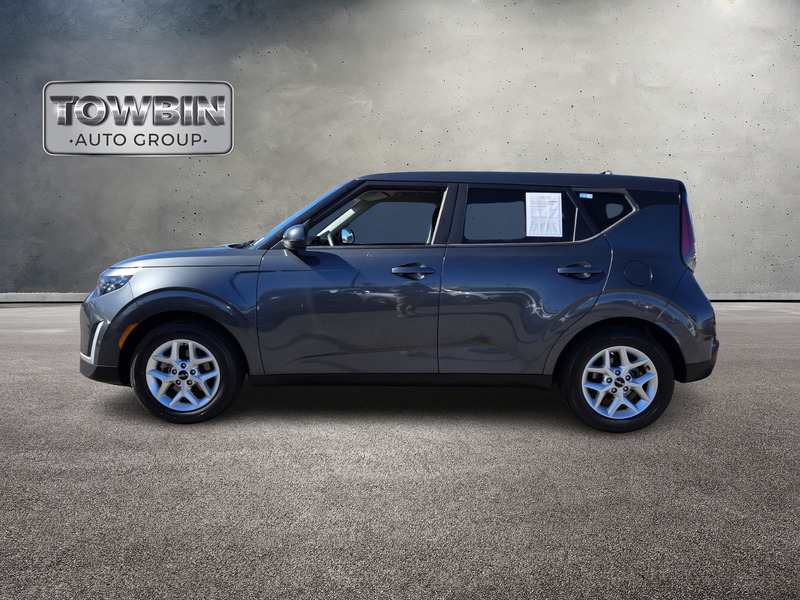 2023 Kia Soul LX S photo 7
