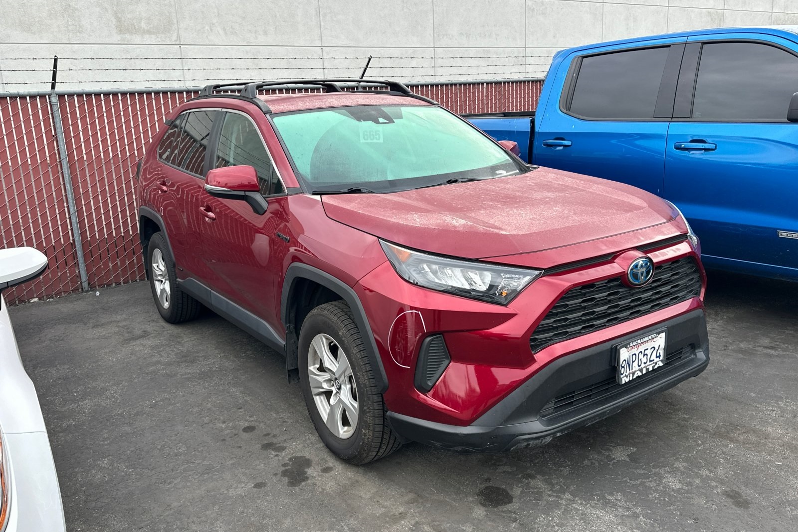 Used 2020 Toyota RAV4 LE with VIN 2T3MWRFV3LW058837 for sale in Northfield, Minnesota
