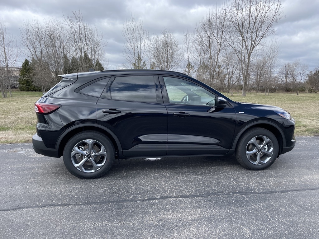 2025 Ford Escape ST-Line Select photo 4