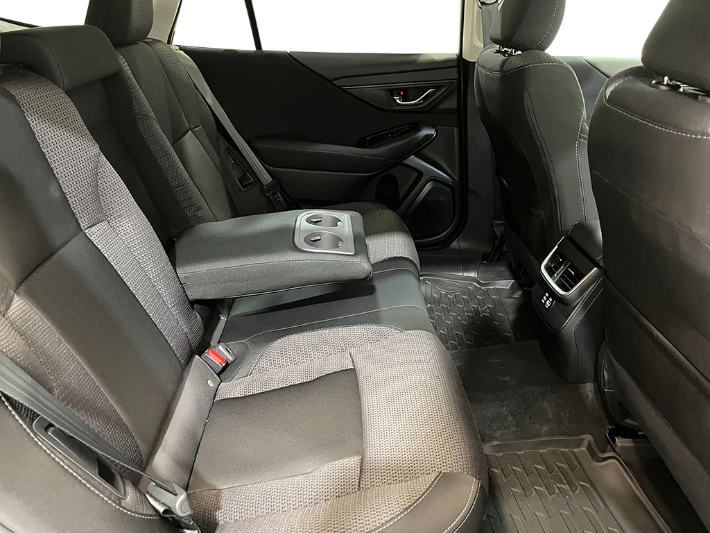 2025 Subaru Outback Premium photo 2