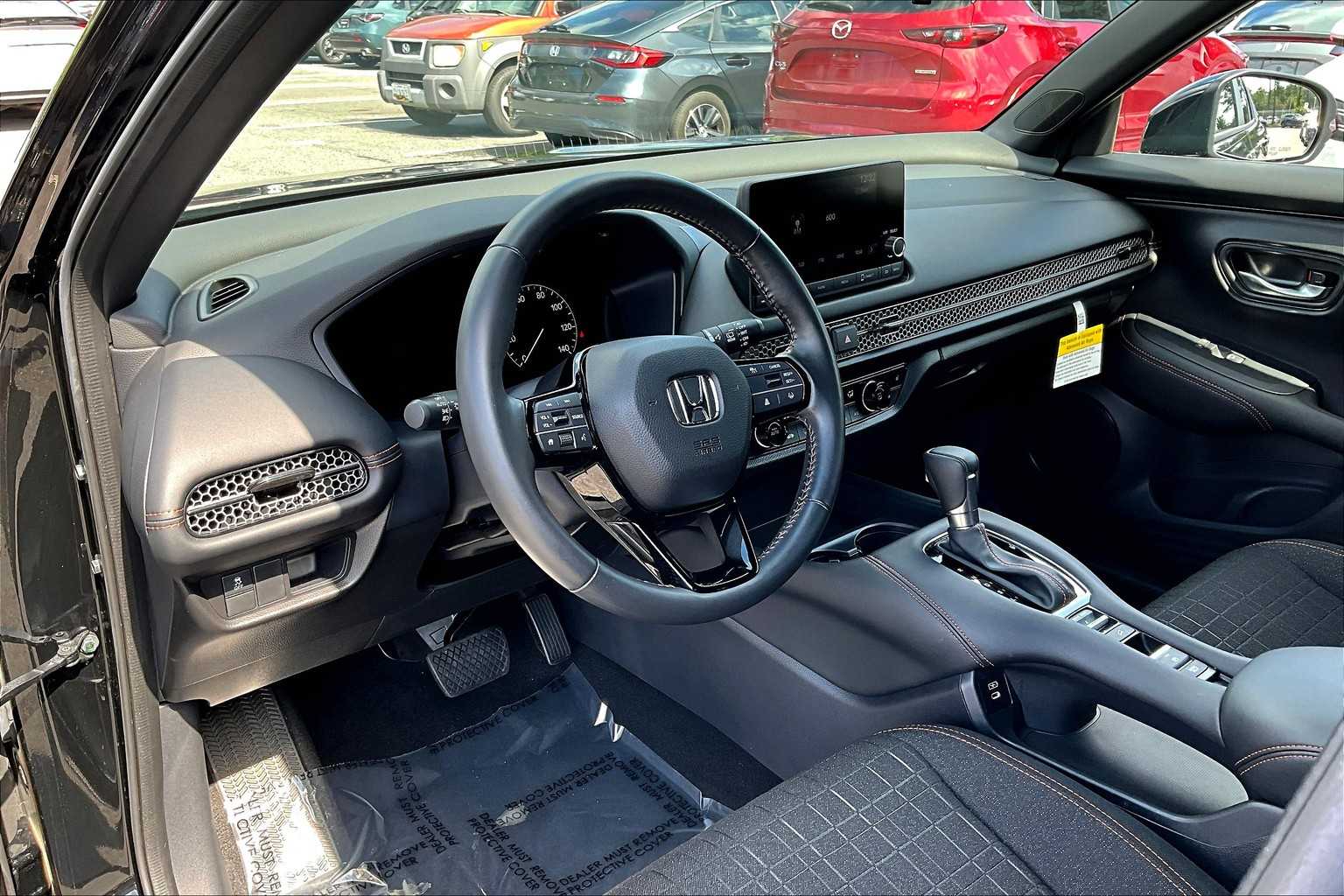 2024 Honda HR-V Sport photo 15