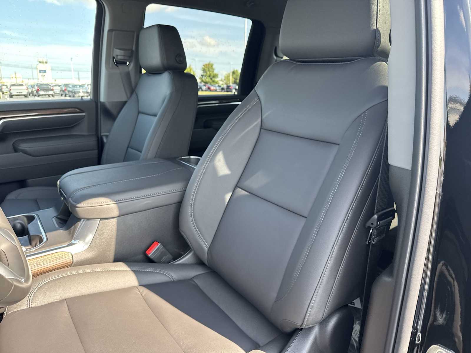2026 Chevrolet Silverado 2500HD LT photo 11