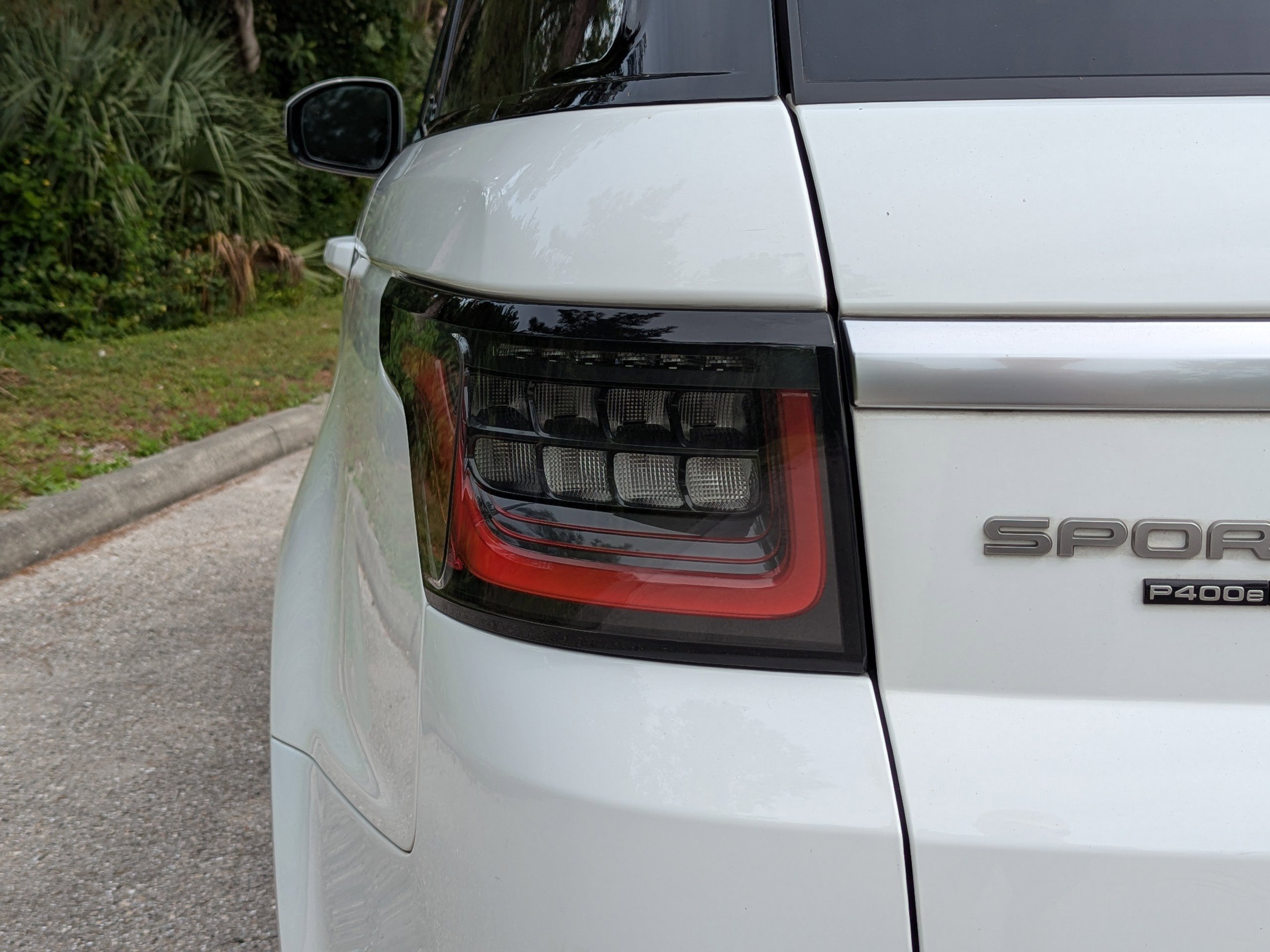 2020 Land Rover Range Rover Sport HSE photo 4