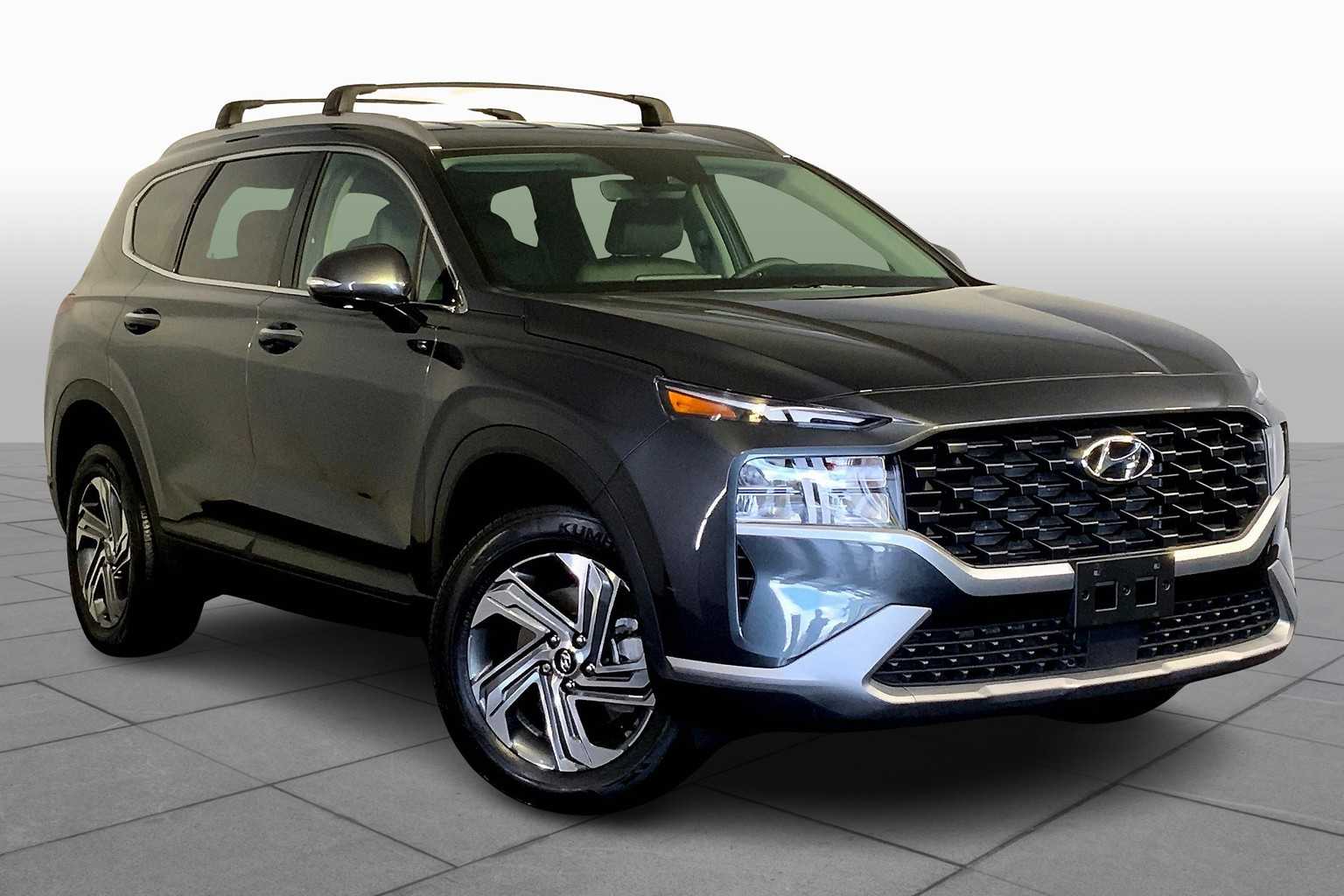 2023 Hyundai Santa Fe SEL photo 2