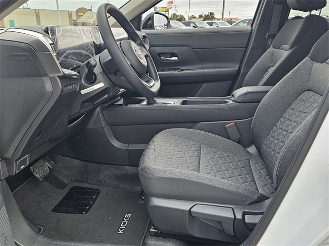 2026 Nissan Kicks SV photo 4