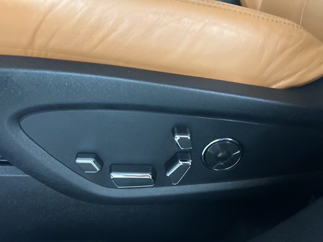 2022 Lincoln Nautilus Black Label photo 8