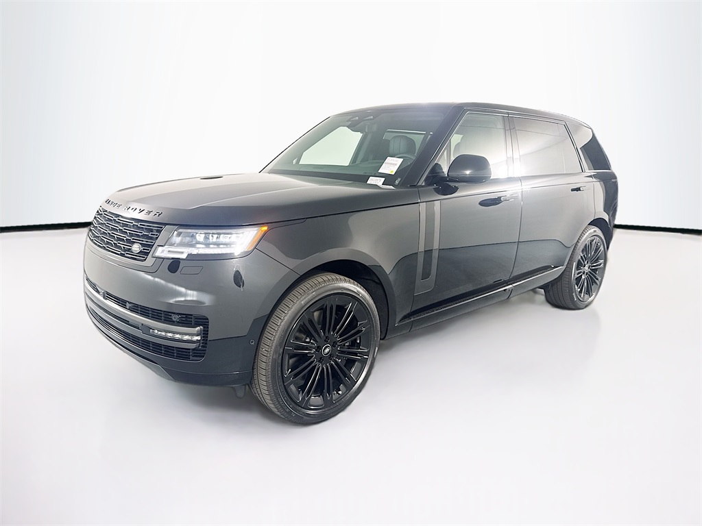 2025 Land Rover Range Rover SE's photo