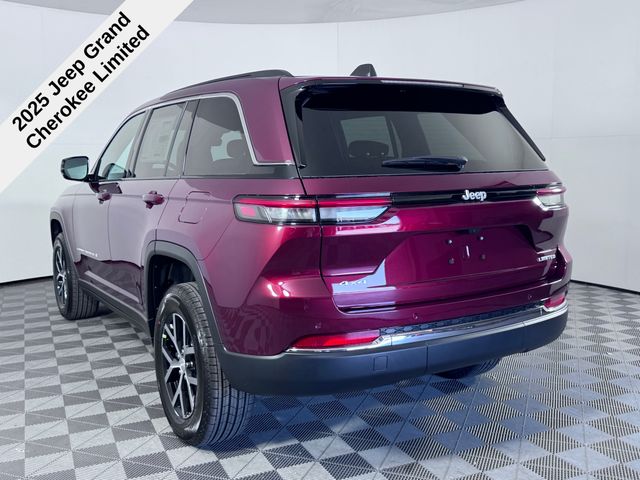2025 Jeep Grand Cherokee Limited photo 4