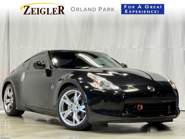 Pre-Owned 2009 Nissan 370Z Touring 2D Coupe in Orland Park #IP5848