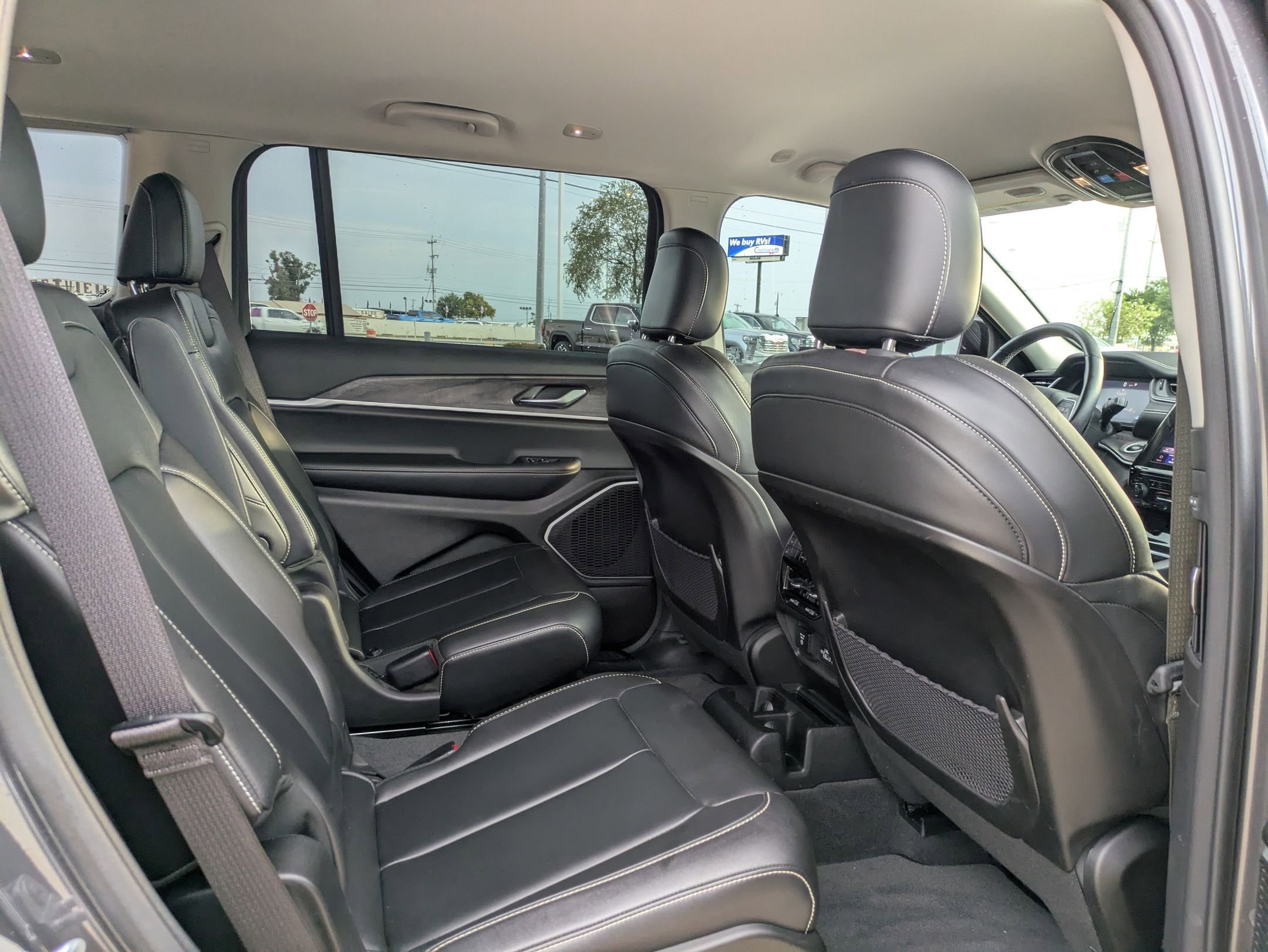 2022 Jeep Grand Cherokee Limited photo 24