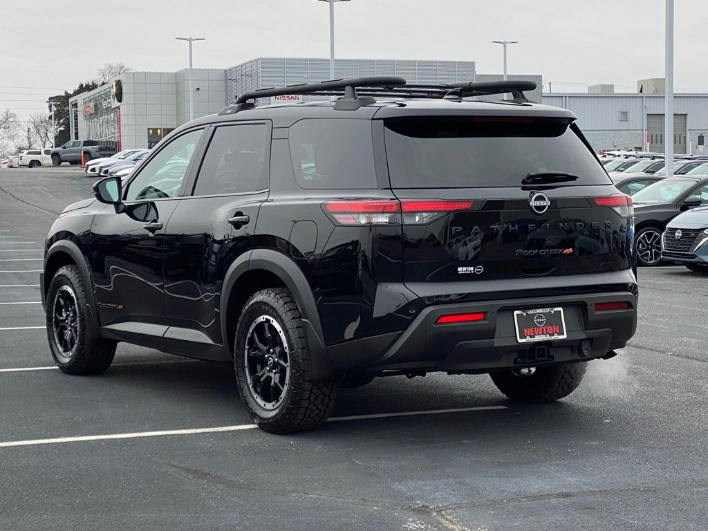 2025 Nissan Pathfinder Rock Creek photo 4