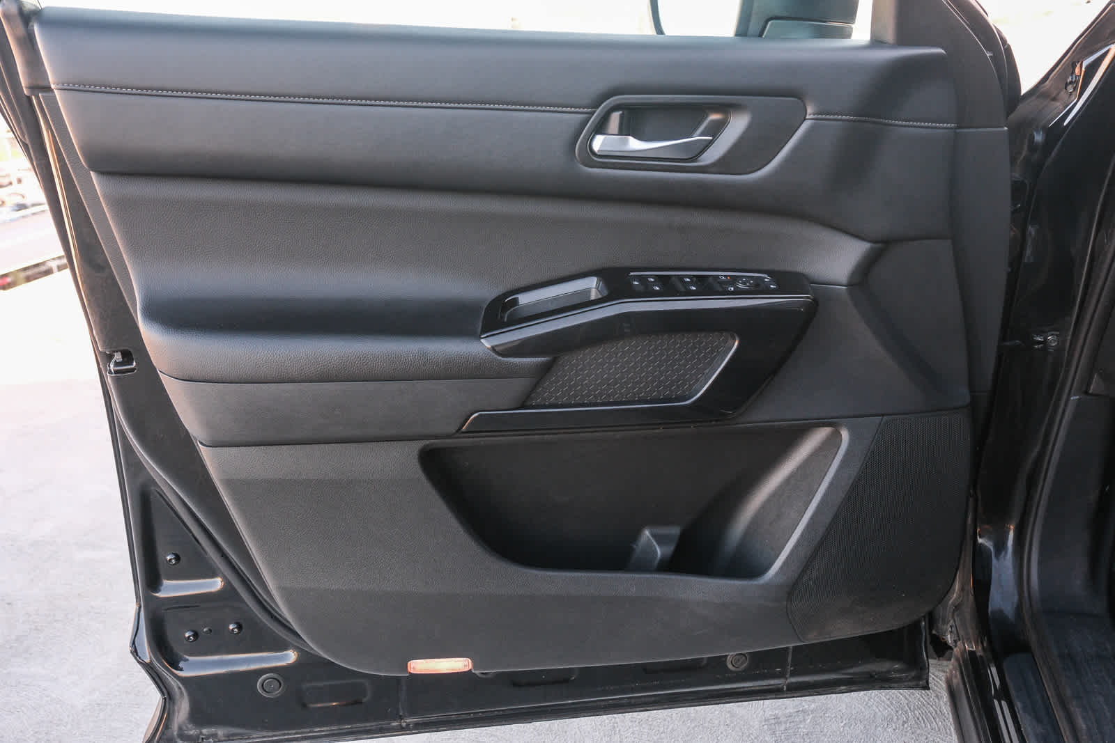 2022 Nissan Pathfinder SV photo 20