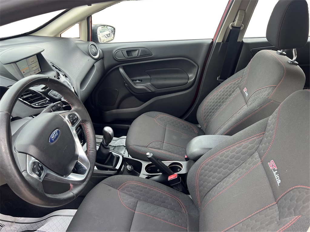 2019 Ford Fiesta ST photo 9