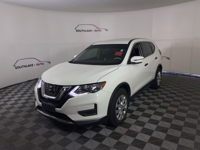 2019 Nissan Rogue S photo 2