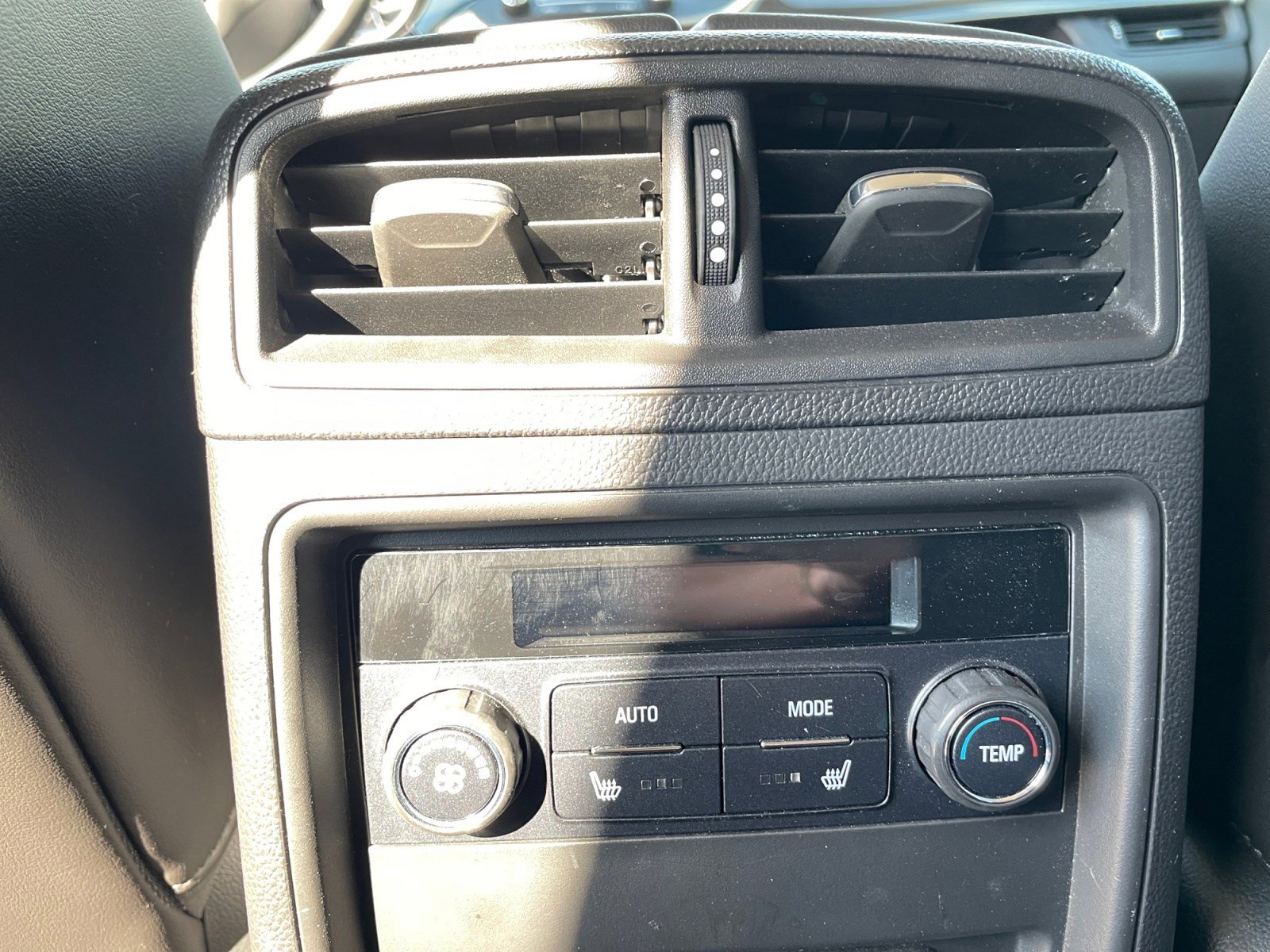 2020 Buick Envision Premium I photo 18