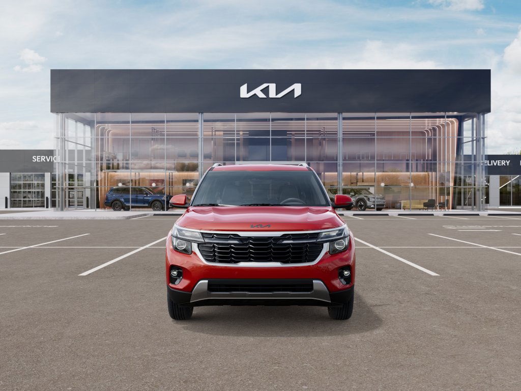 2025 Kia Seltos S photo 2