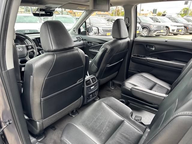 2020 Honda Pilot Touring photo 19