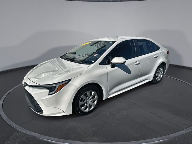 2023 Toyota Corolla LE's photo