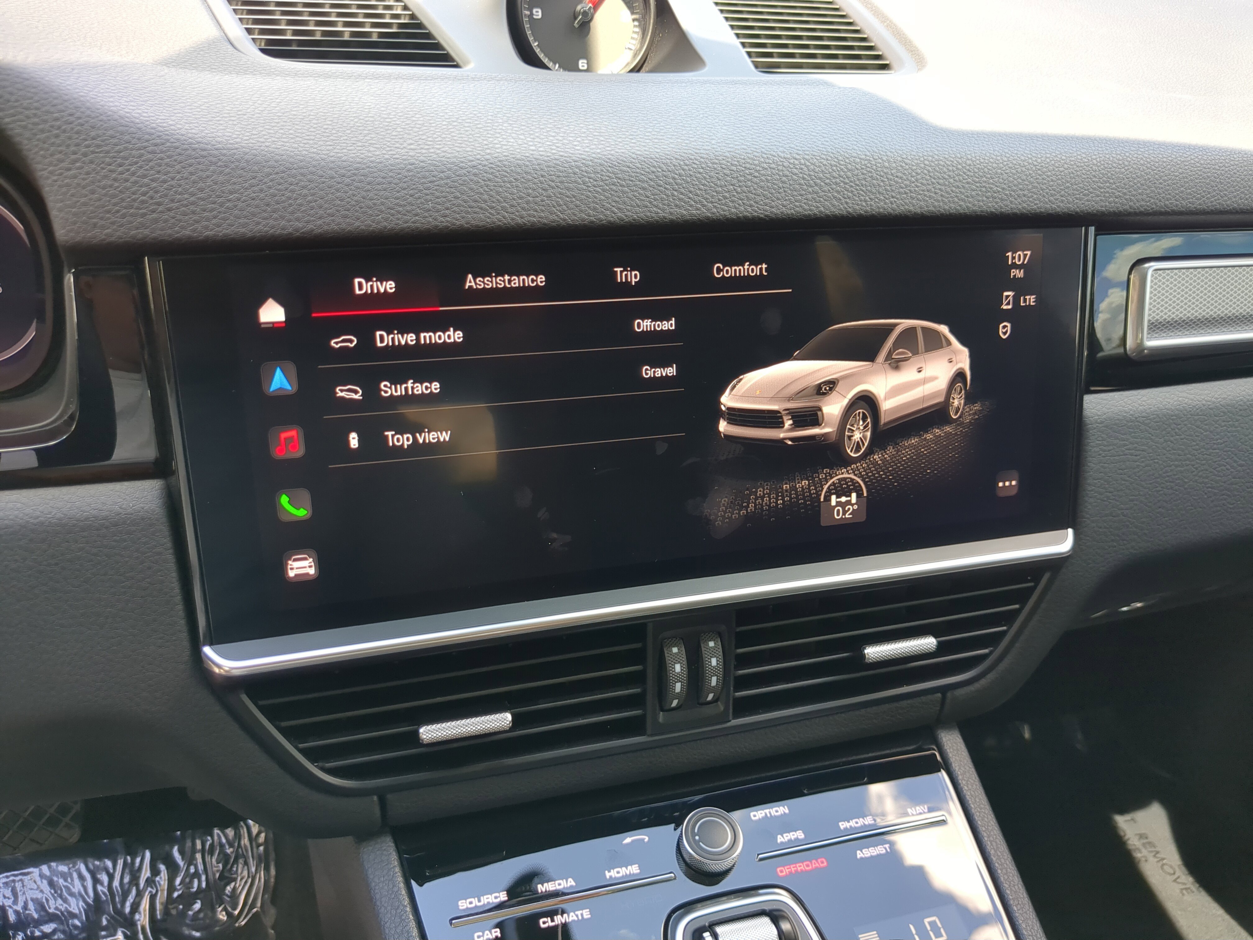 2023 Porsche Cayenne Platinum Edition photo 13