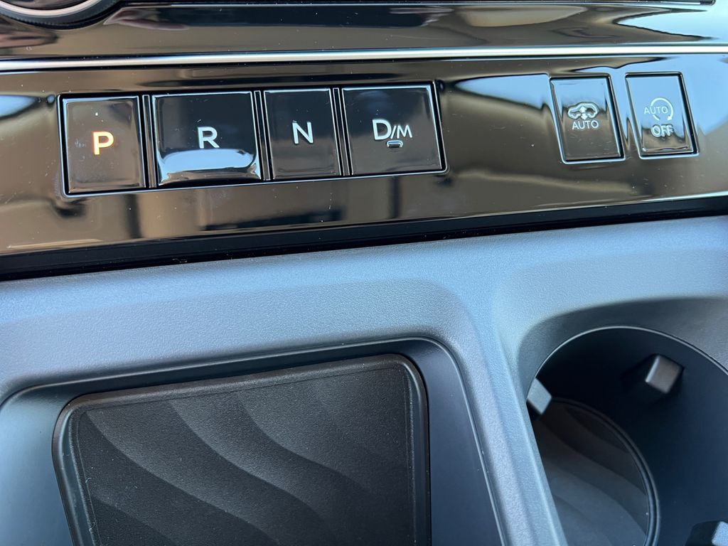 2026 Nissan Armada Platinum Reserve photo 9