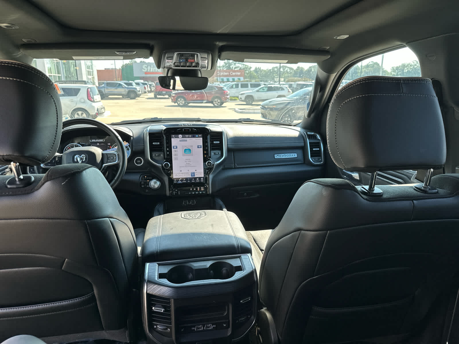 2024 Ram 1500 Laramie photo 10