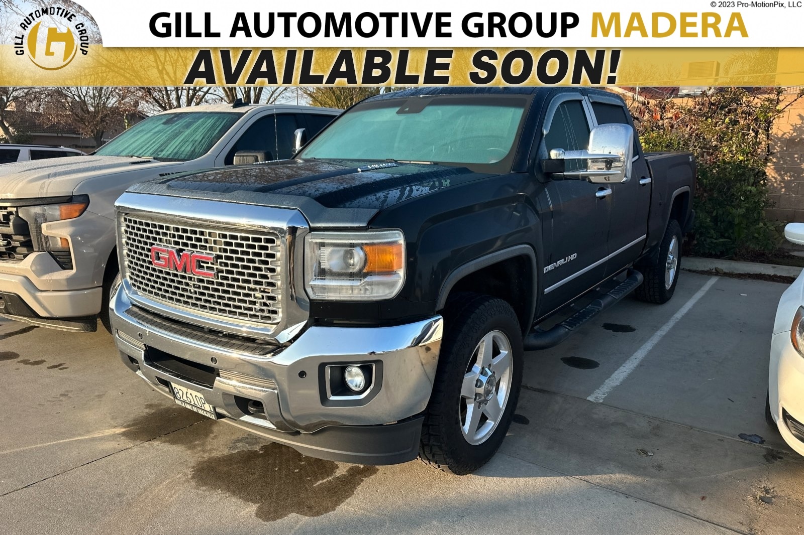 2015 GMC Sierra Denali's photo