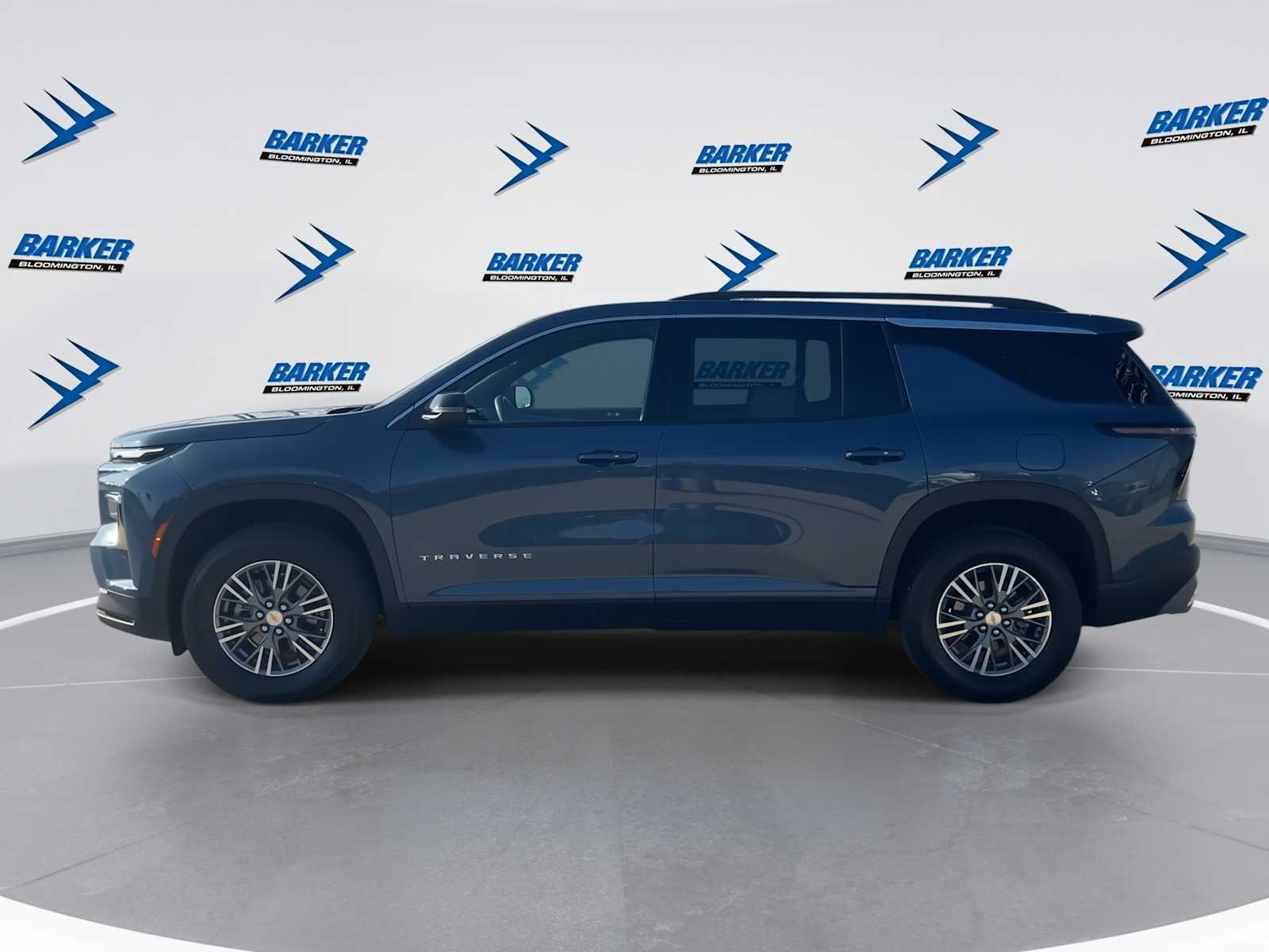 2025 Chevrolet Traverse photo 4