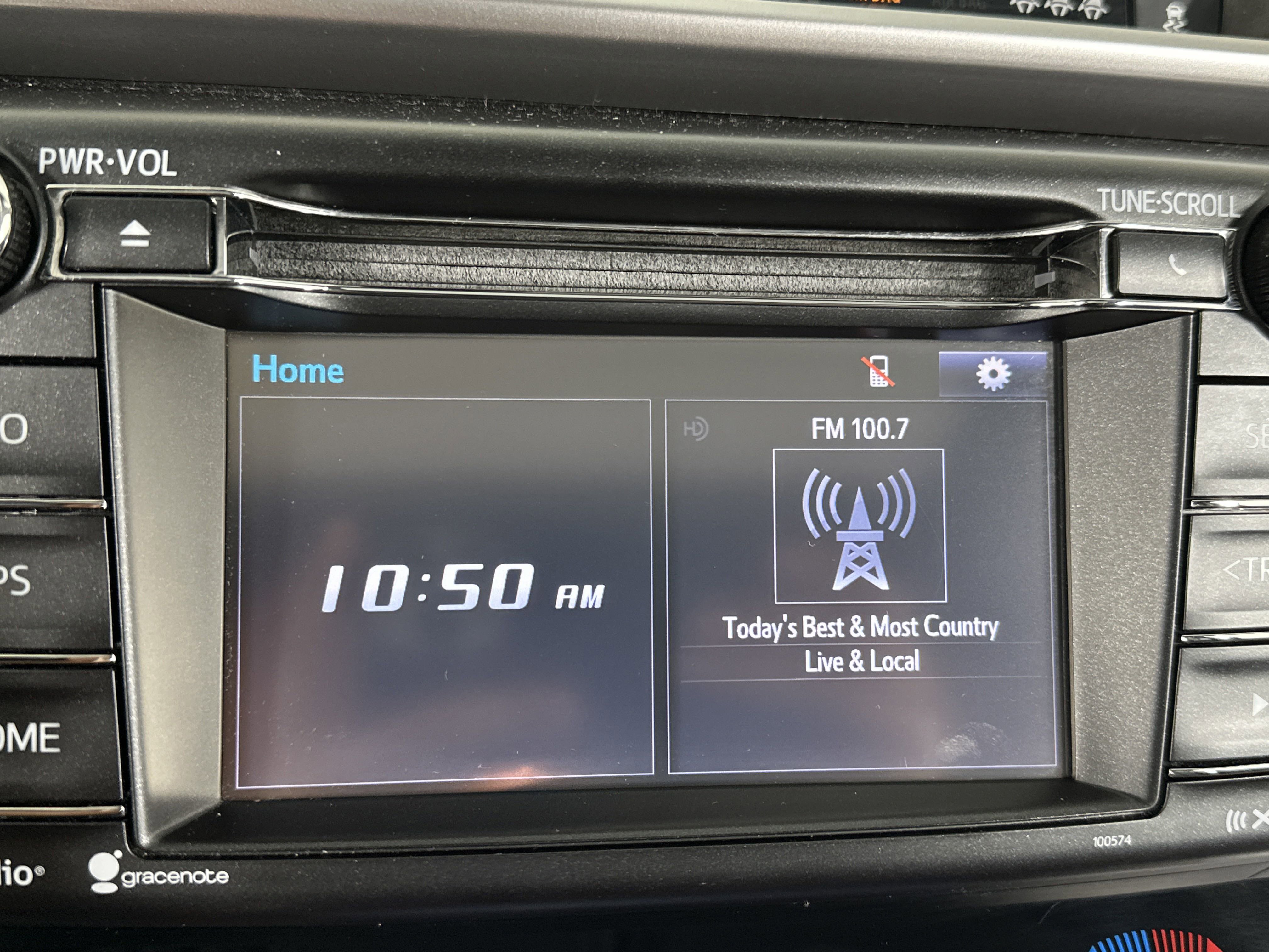 2017 Toyota RAV4 XLE photo 2