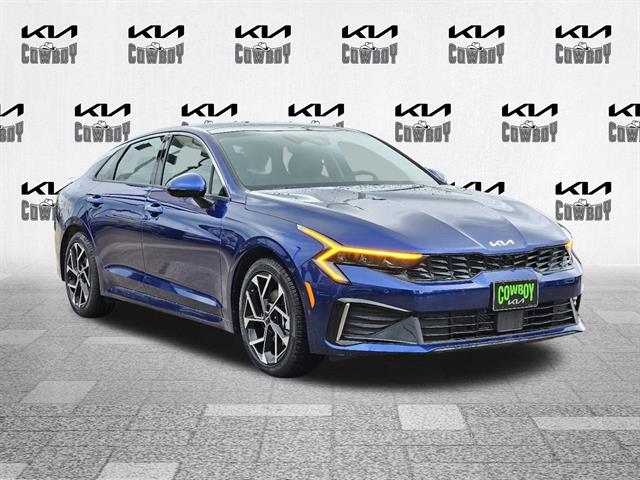 2025 Kia K5 EX's photo