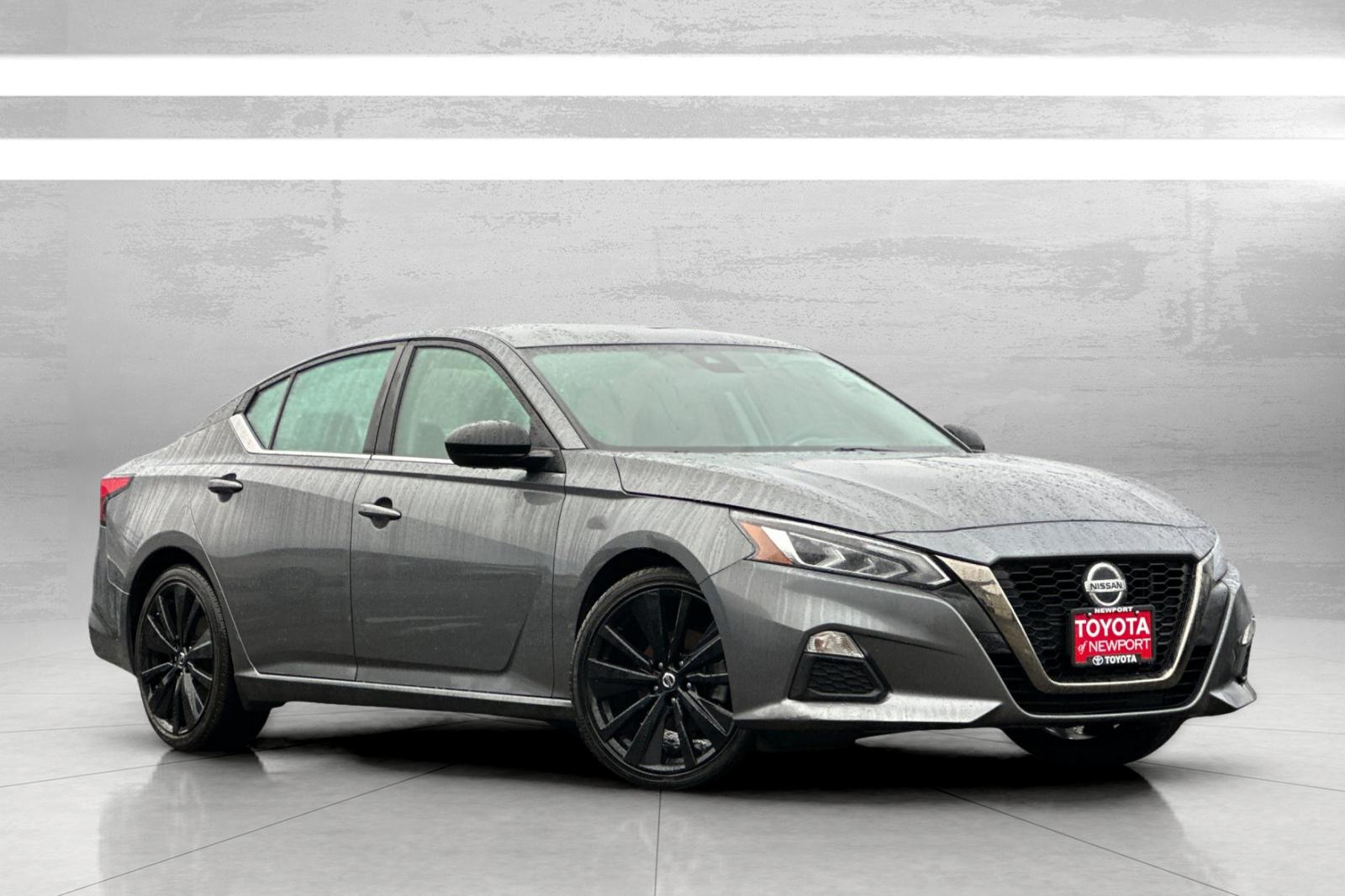 2022 Nissan Altima SR