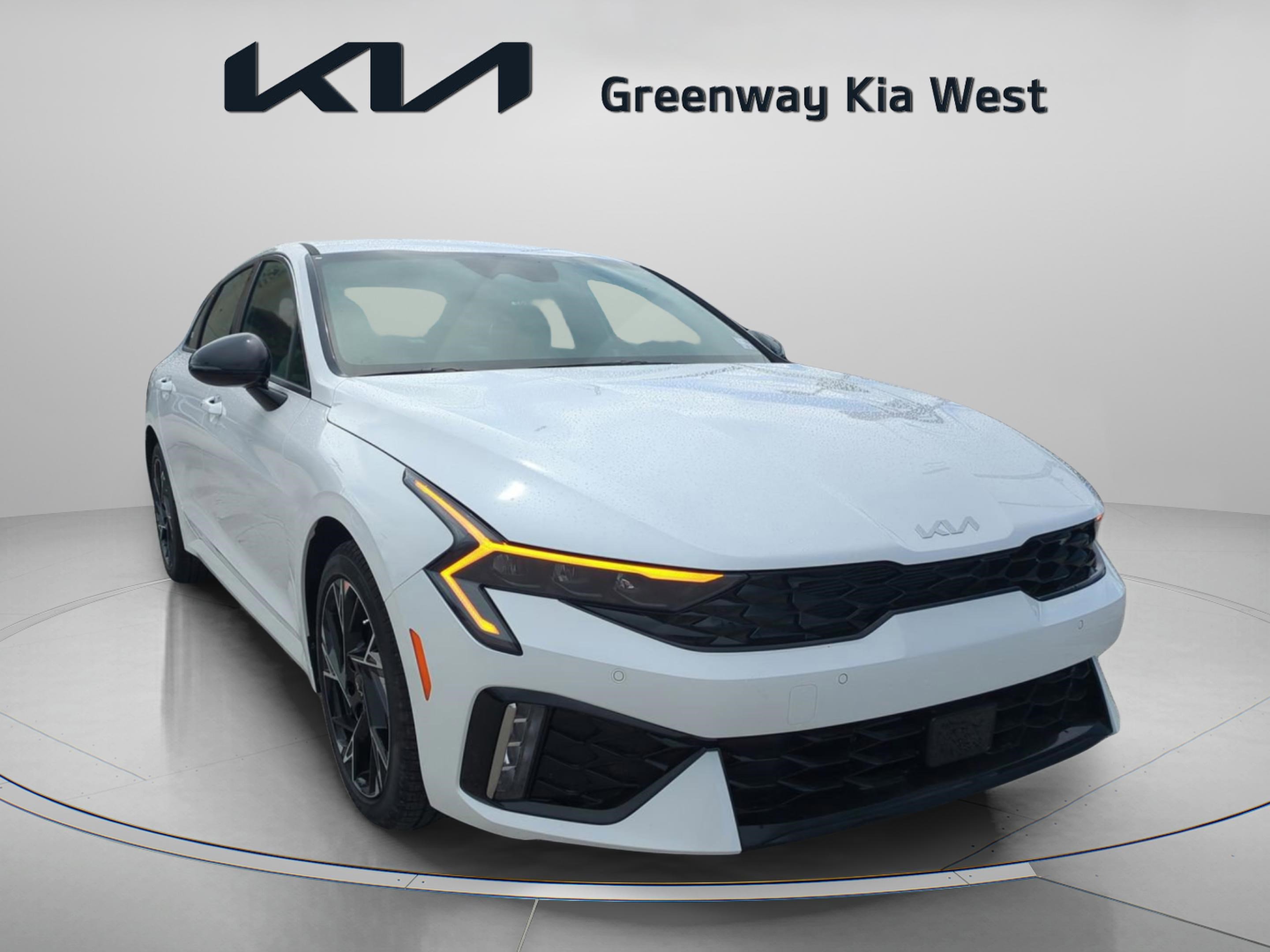 2026 Kia K5 GT-Line photo 2