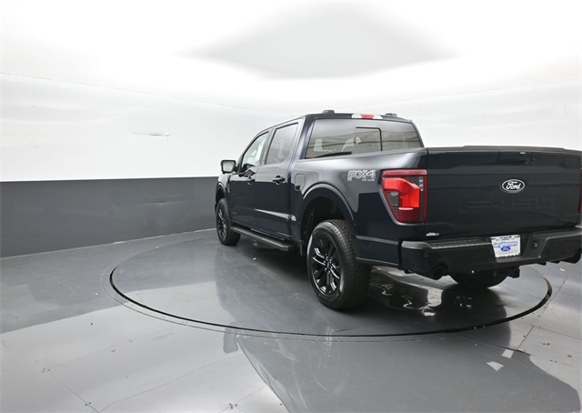 2025 Ford F-150 XLT photo 2