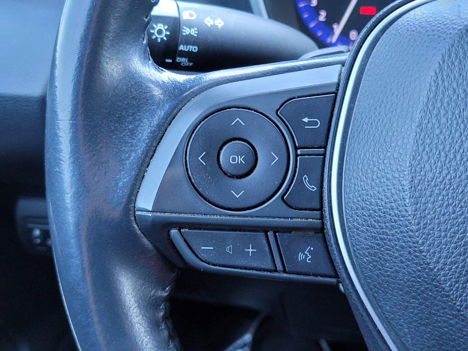2021 Toyota Corolla XSE photo 24