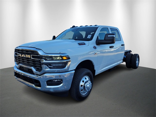 2026 Ram 3500 Tradesman photo 2