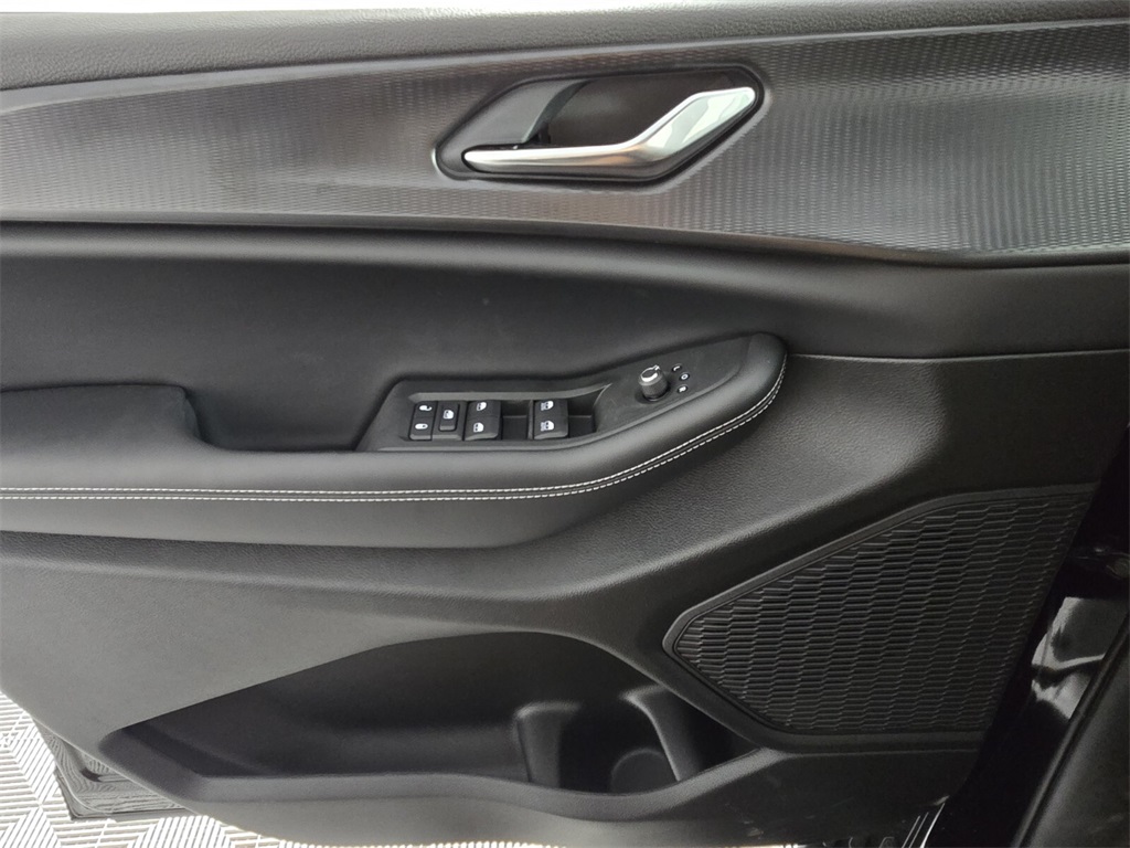 2025 Jeep Grand Cherokee Laredo Altitude photo 11