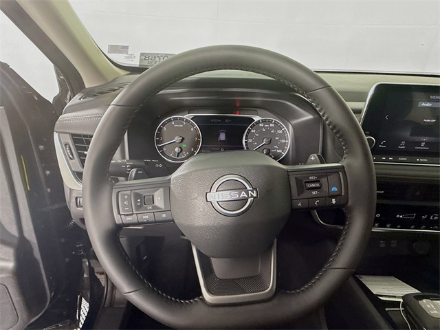 2025 Nissan Rogue SV photo 7