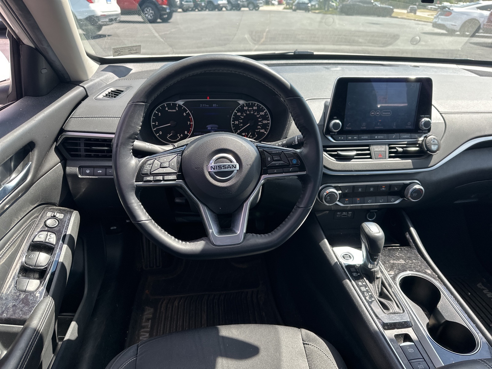 2021 Nissan Altima 2.5 SV photo 2