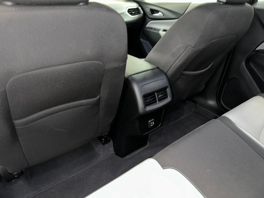 2020 Chevrolet Equinox LS photo 15