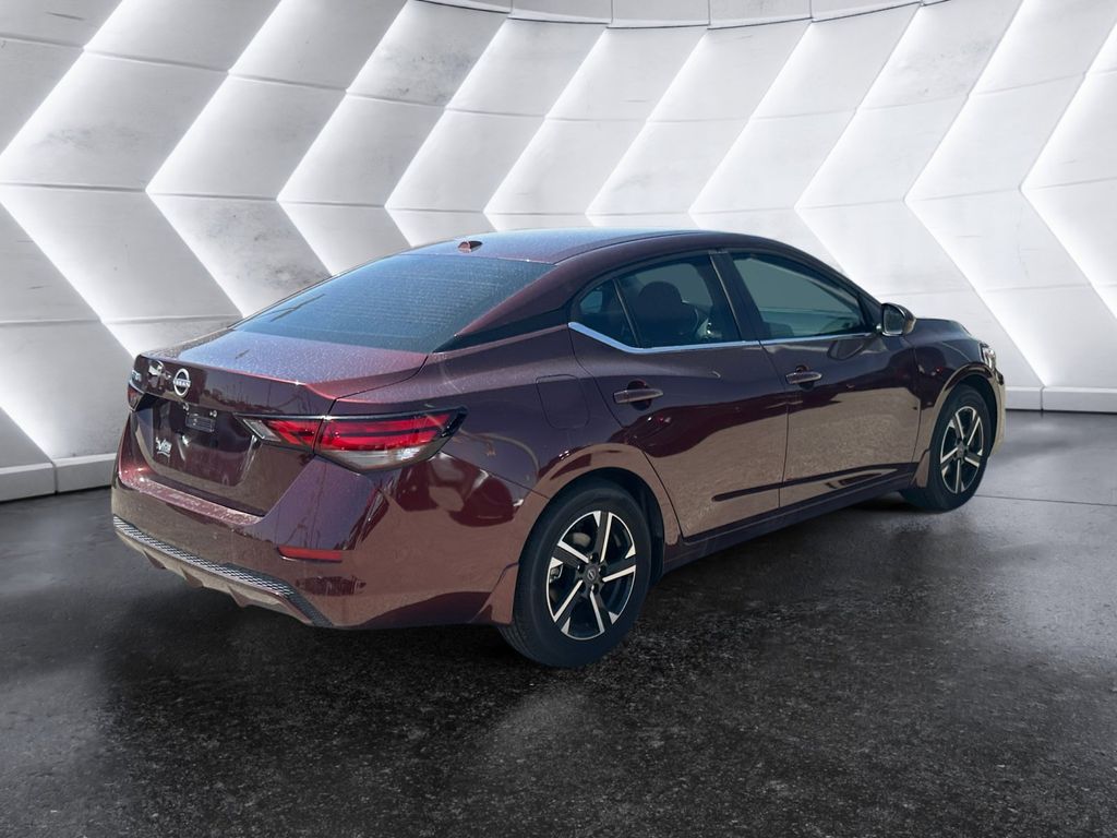 2025 Nissan Sentra SV photo 4