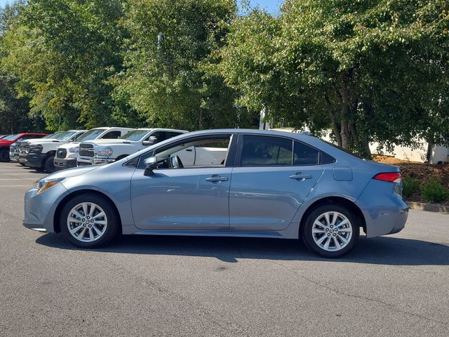 2023 Toyota Corolla LE photo 17