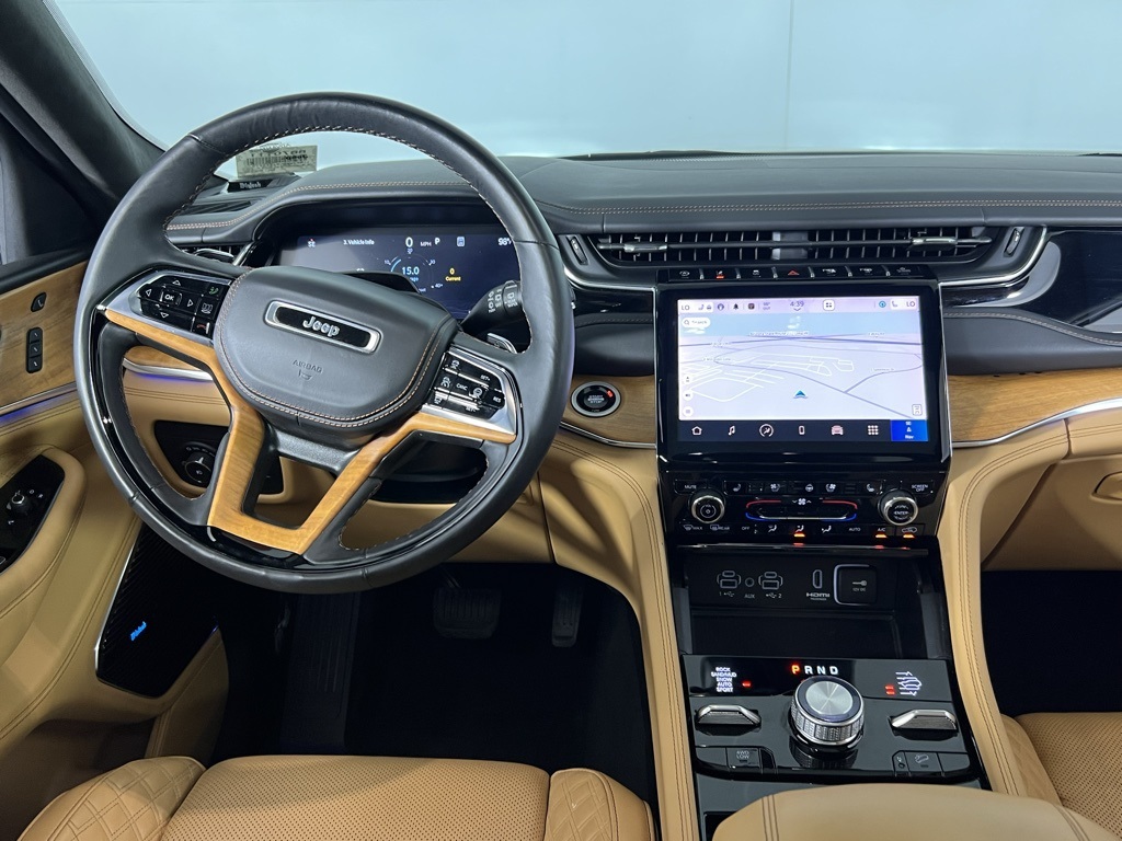 2024 Jeep Grand Cherokee L Summit Reserve photo 10