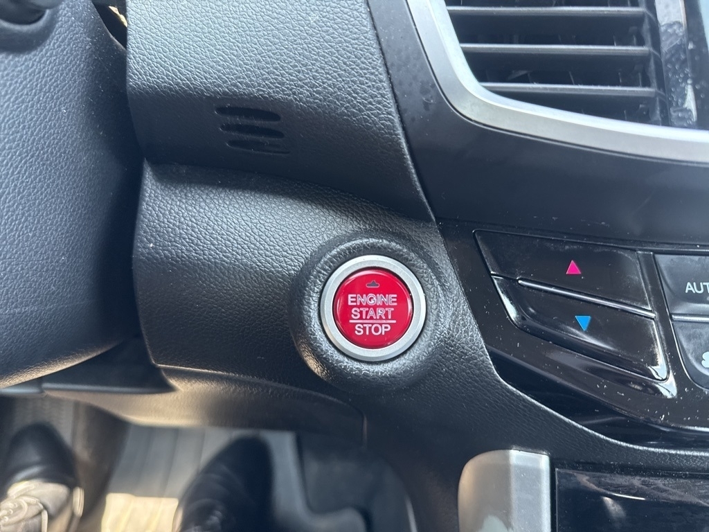 2016 Honda Accord EX-L photo 24