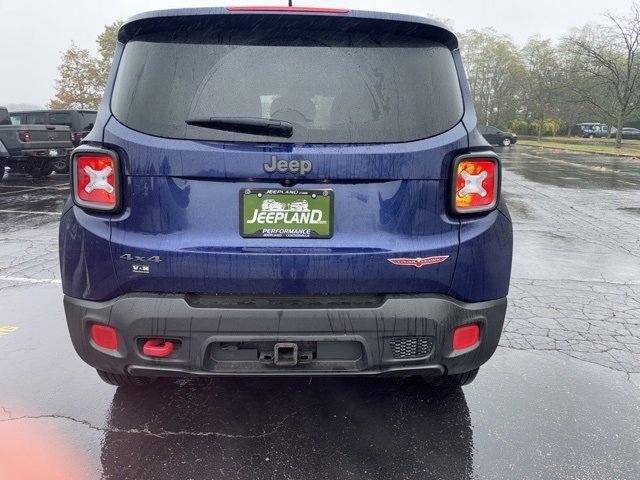 2016 Jeep Renegade Trailhawk photo 4