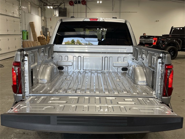 2025 Ford F-150 XLT photo 22