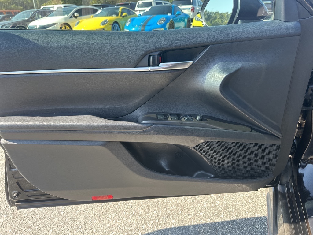 2022 Toyota Camry XSE photo 23
