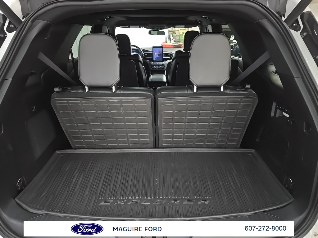 2020 Ford Explorer ST photo 12