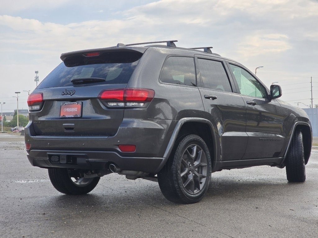 2021 Jeep Grand Cherokee Anniversary Edition photo 7